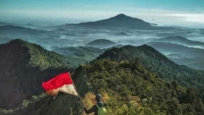 gunung-kerenceng-burangrang-dan-mongkrang-2_169