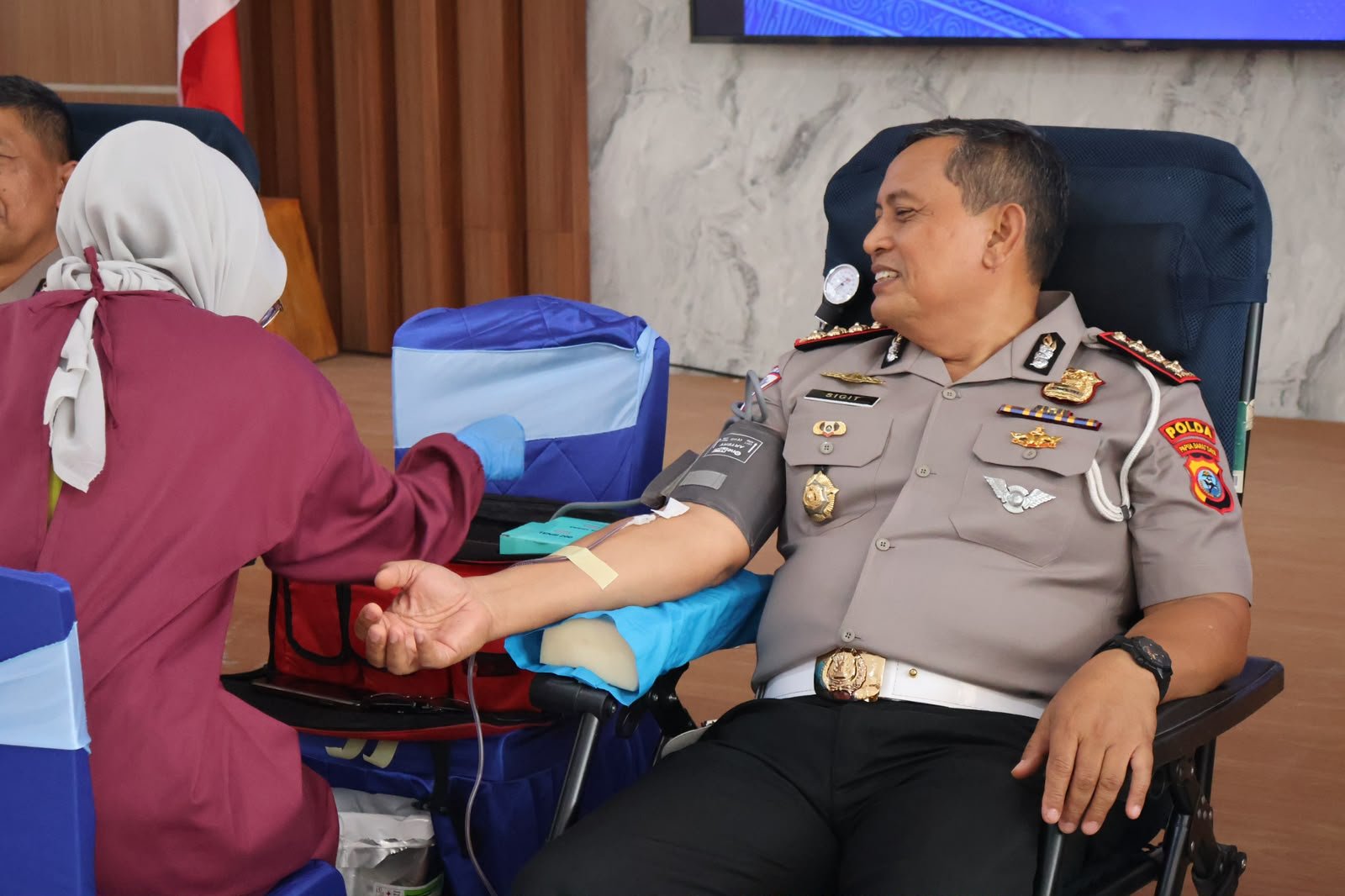 Donor Darah dalam rangka memperingati Hari Ulang Tahun (HUT) Polisi Lalu Lintas ke-71